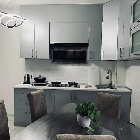 馨之家-华人公寓民宿 三室一厅 アパート