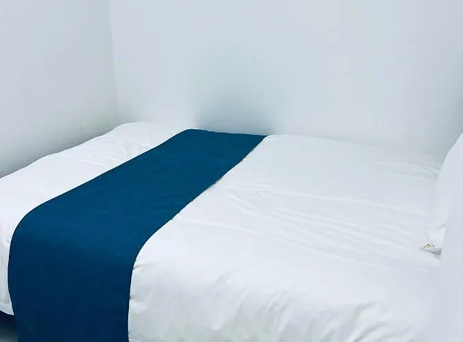 Lägenhet 馨之家-华人公寓民宿 三室一厅